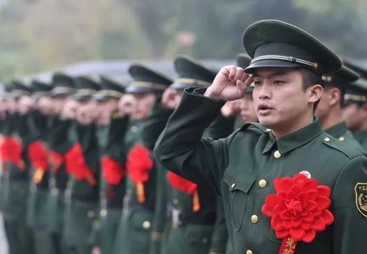 军人是可以办理出国劳务的